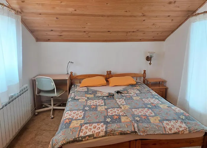 アパートホテル Sofia チェルノモレツ